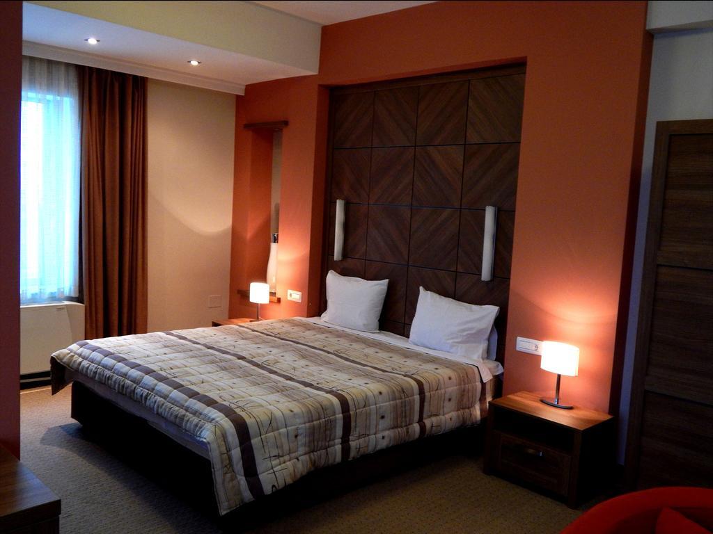 Hotel Emka تيتوفو الغرفة الصورة
