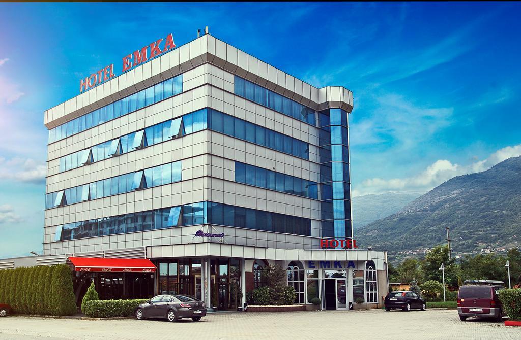 Hotel Emka تيتوفو المظهر الخارجي الصورة